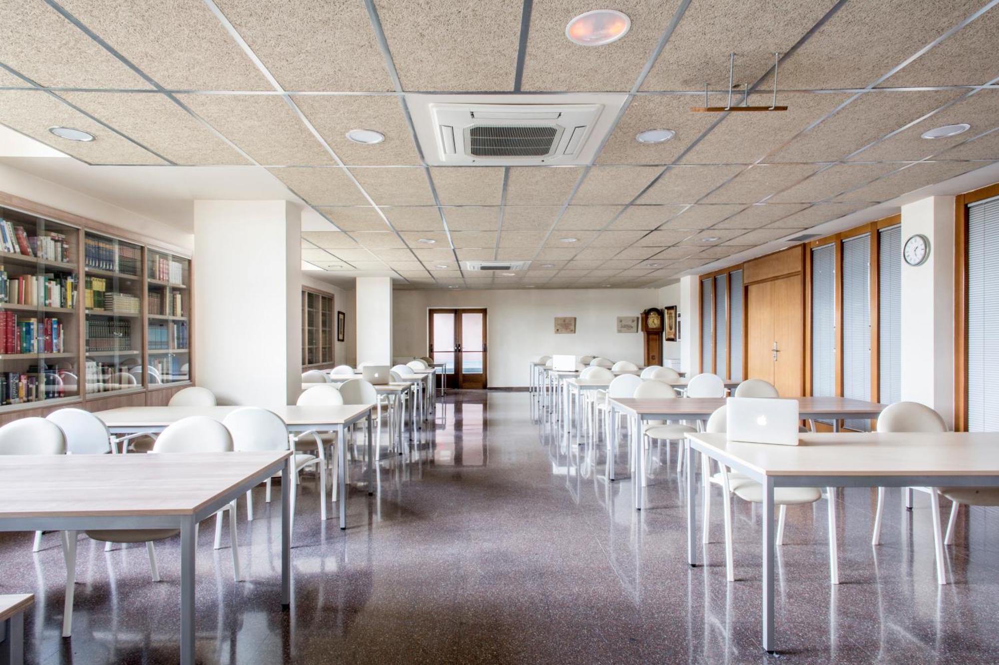Residencia Universitaria Resa Hernan Cortes Salamanca Dış mekan fotoğraf